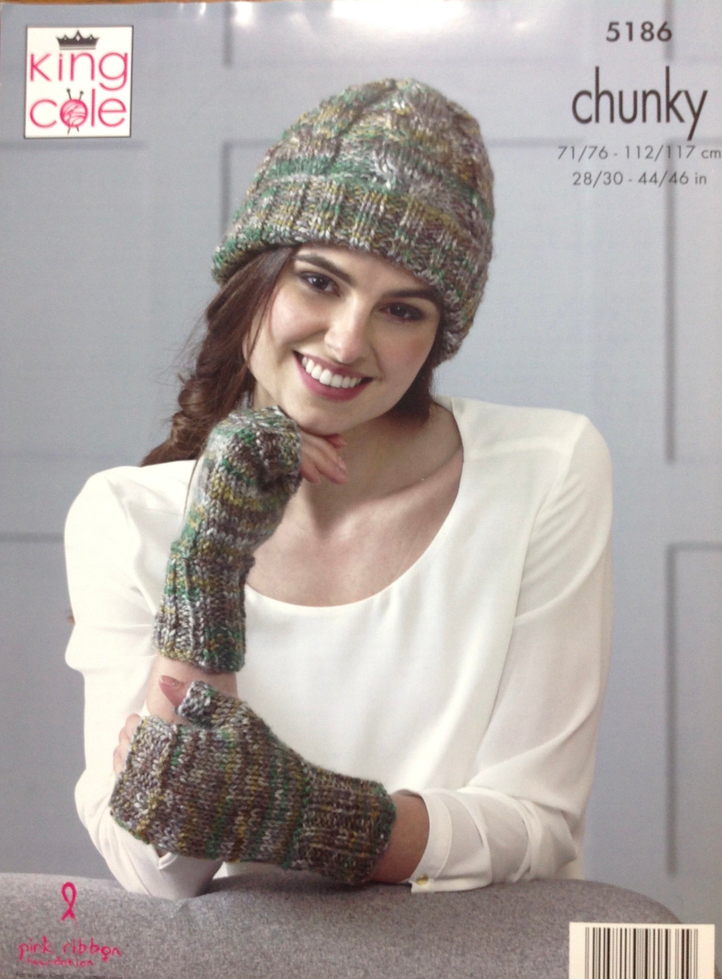 5186 King Cole Chunky Ladies Sweater, Hat and Fingerless Mittens Knitting Pattern